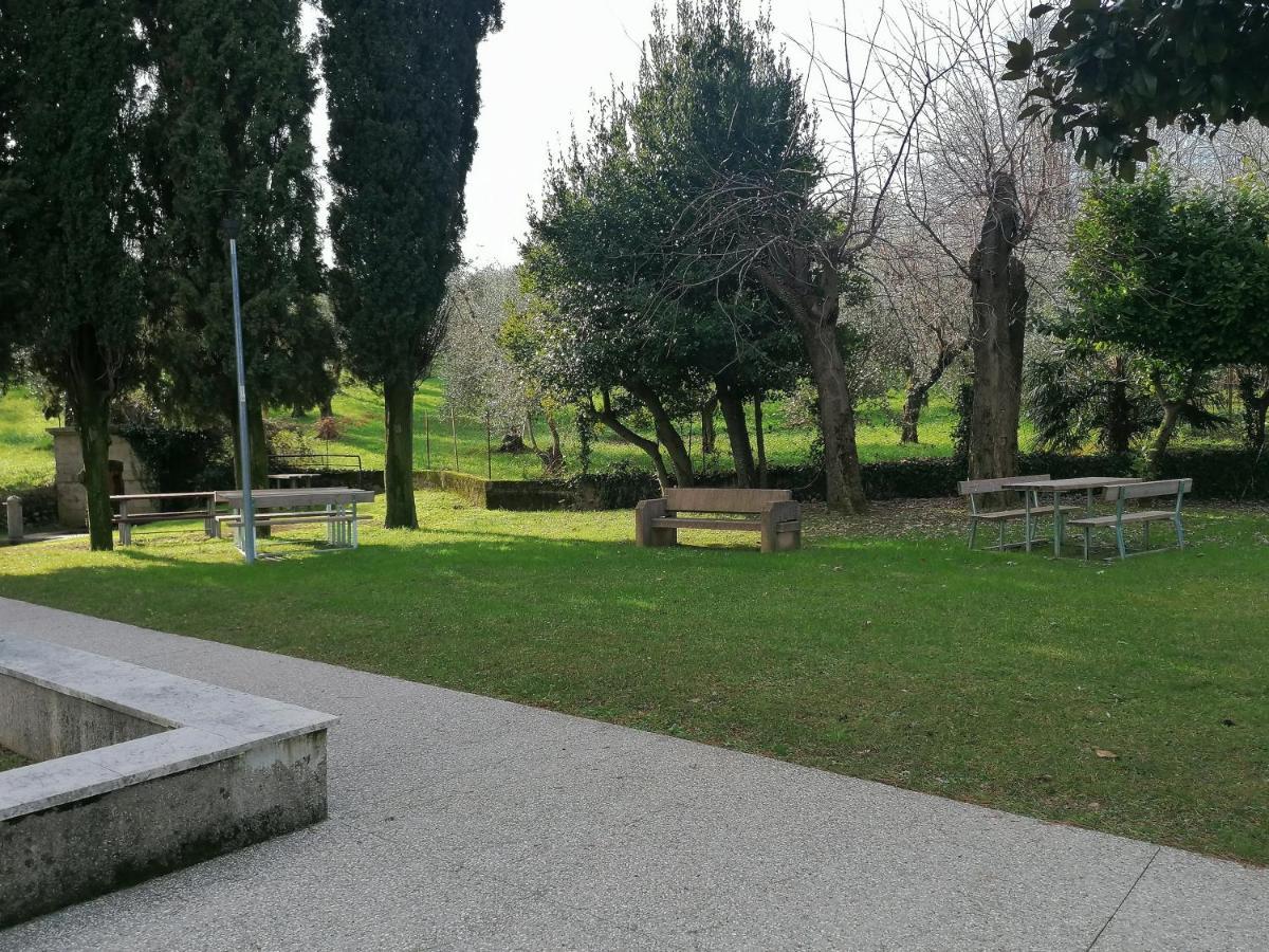 Bilocale Papavero, Magnolia O Girasole San Felice del Benaco Εξωτερικό φωτογραφία